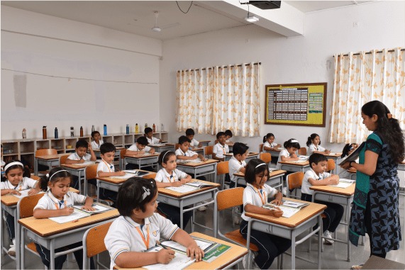 Faisal Residencia Educational Facilities
